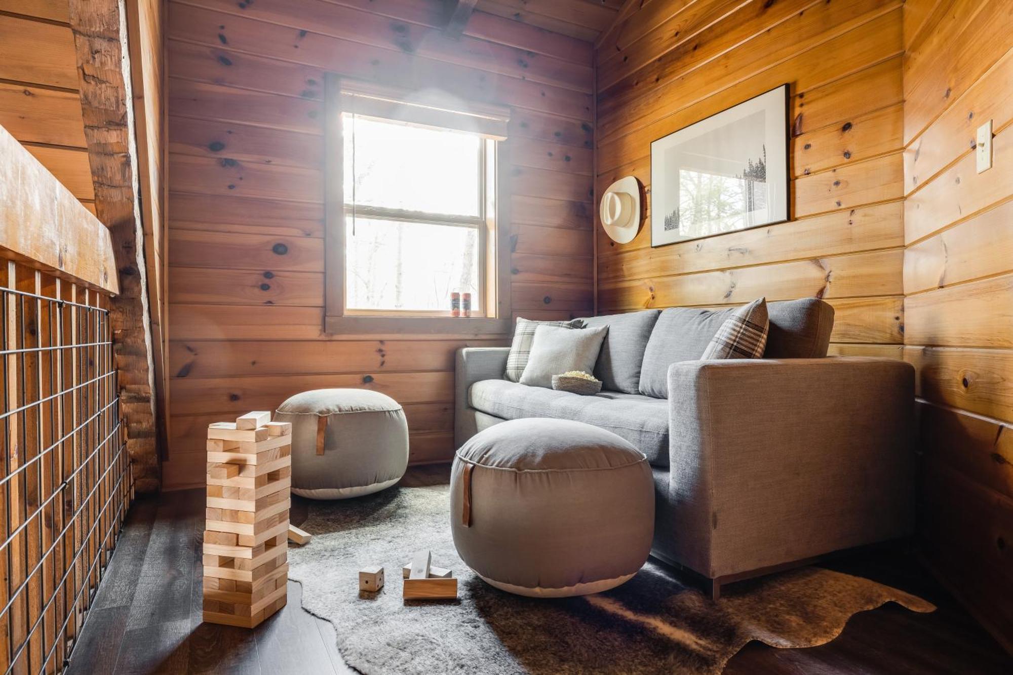 Dudley III By Avantstay Cosy Mountain Home W Hot Tub Great Views Пиджен Фордж Екстериор снимка